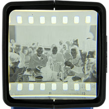 Load image into Gallery viewer, MINOLTA "View" Portable LED Luminated Slide and Negative Viewer